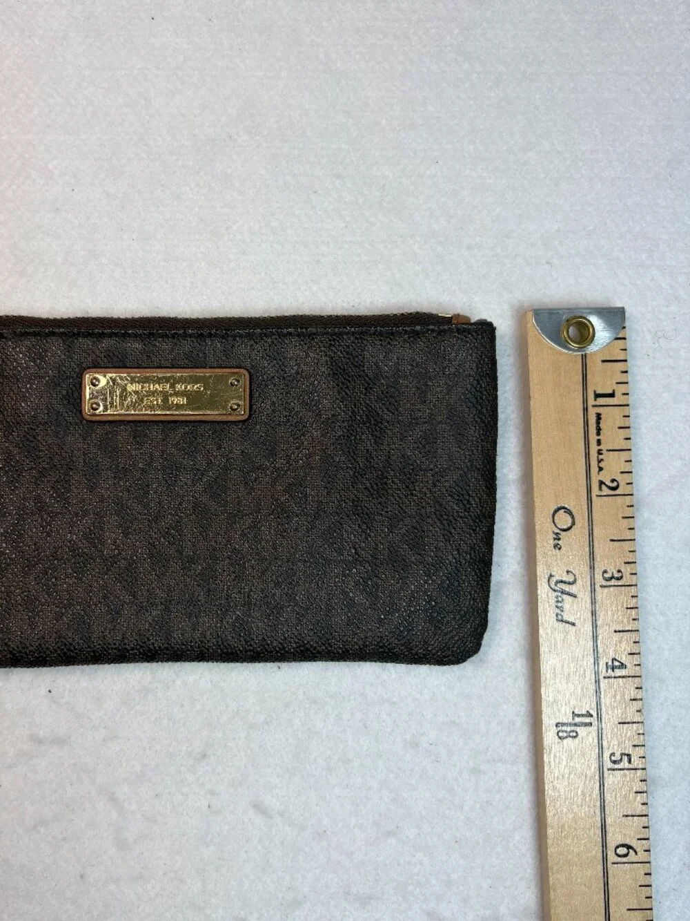 Michael Kors Jet Set Brown Monogram Canvas Wristlet Clutch Pouch Y2K Preppy Chic